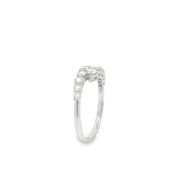 Granduated Round Diamond Bypass Band