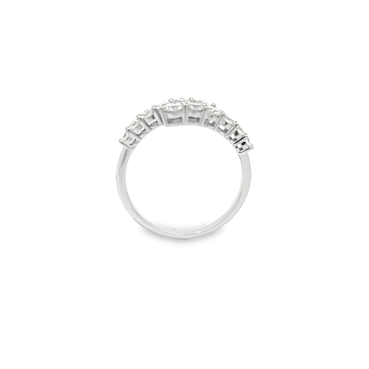 Granduated Round Diamond Bypass Band