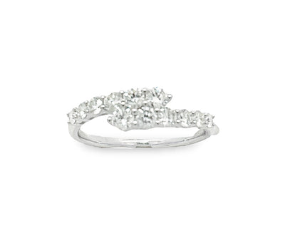 Granduated Round Diamond Bypass Band